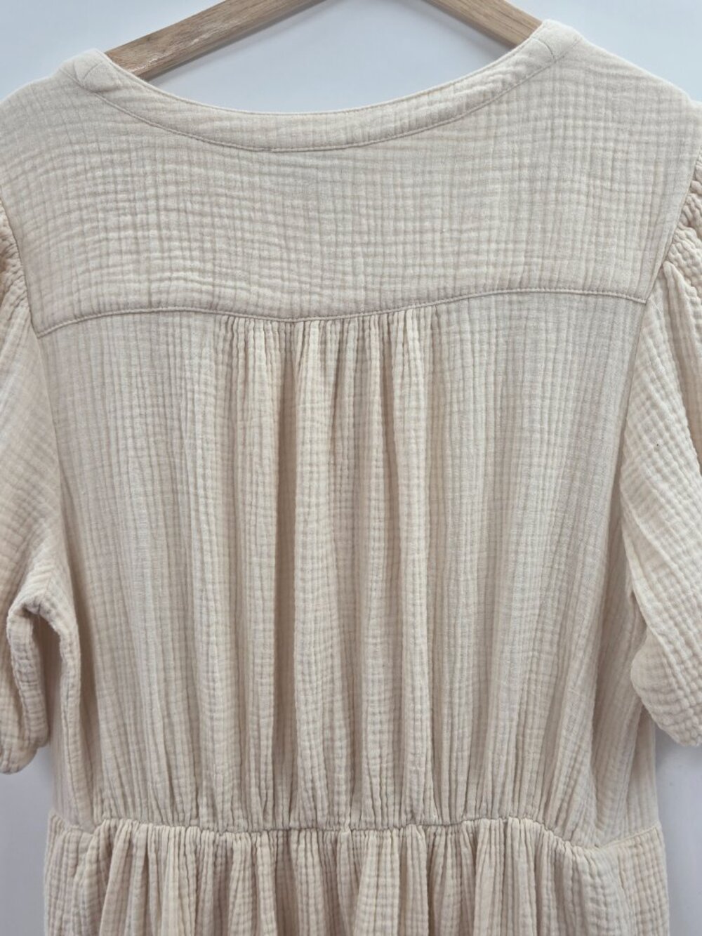 Chelsea & Theodore Cream 100% Cotton Gauze Button Down Midi Dress Size Large - Picture 4 of 14